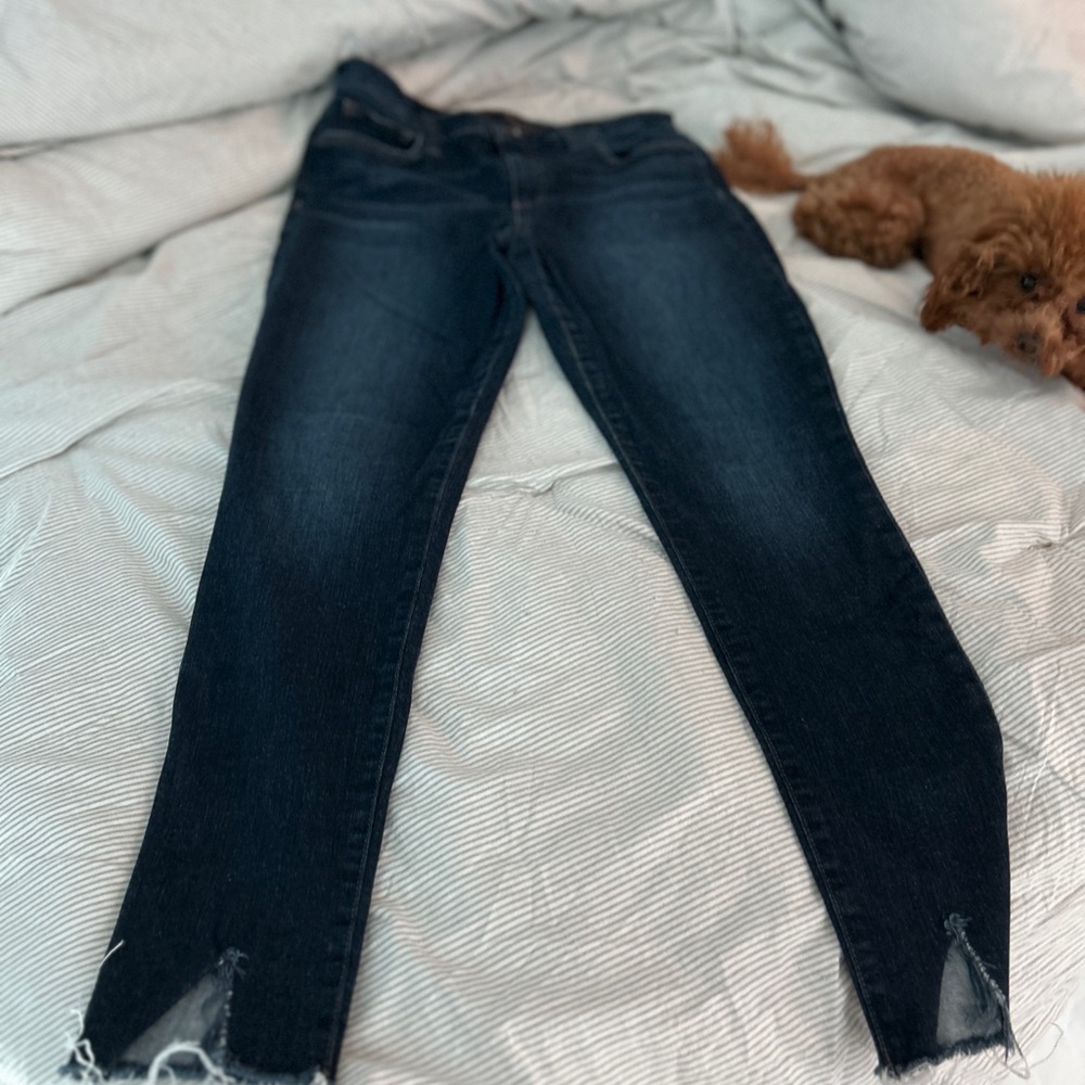 Joe's Jeans Black Skinny Jeans with Sleek Design
